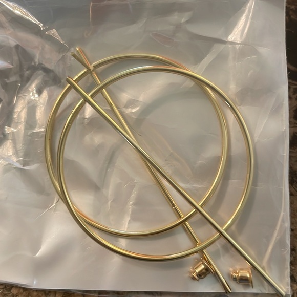 Gold Minimalist Geo Bar Hoops - Picture 4 of 8